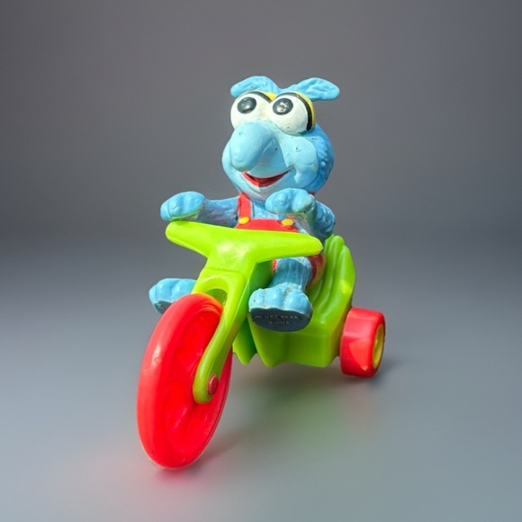 Vintage 1986 McDonald's Muppet Babies Gonzo with Tricycle Trike - Picture 1 of 4